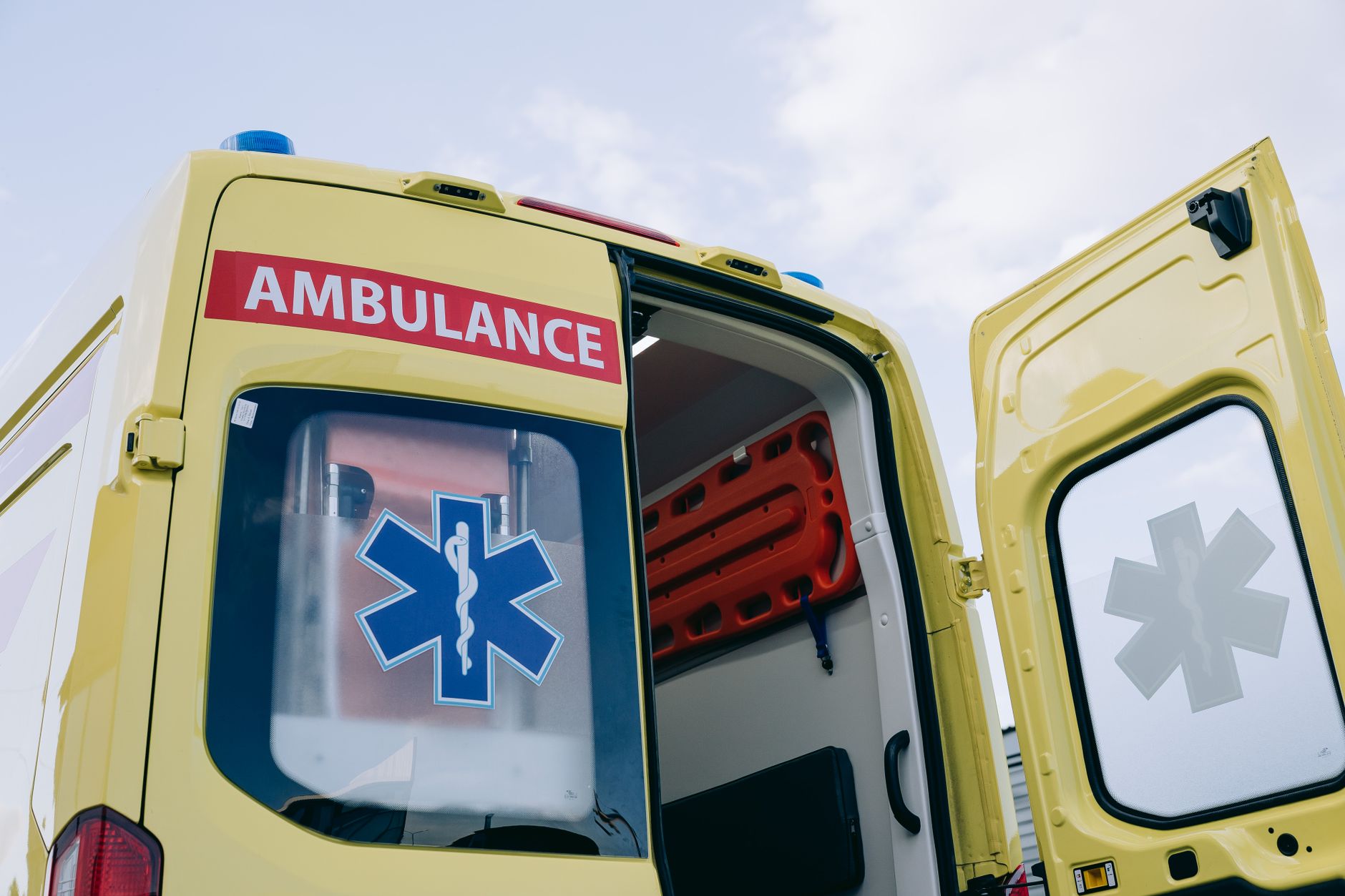 Paramedical Posts Open: Quick Guide to 560 Jobs